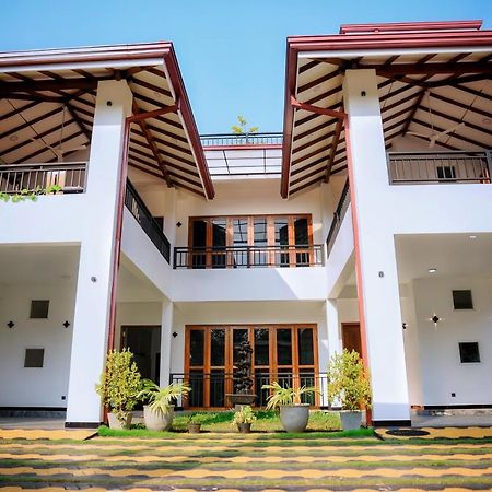 Hotel Aurum Boutique Negombo Exterior foto